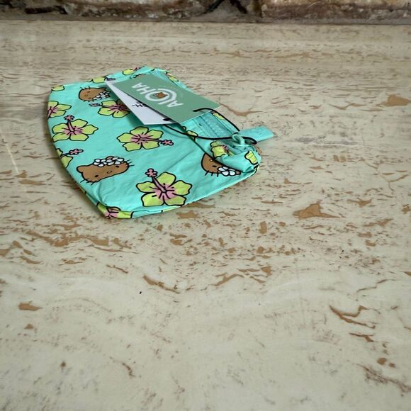 Aloha Collection x Hello Kitty DFS exclusive mini pouch - Picture 4 of 9